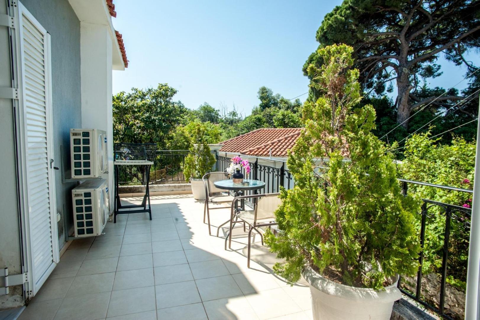 Gravanis Ir Home Pesádha Zewnętrze zdjęcie